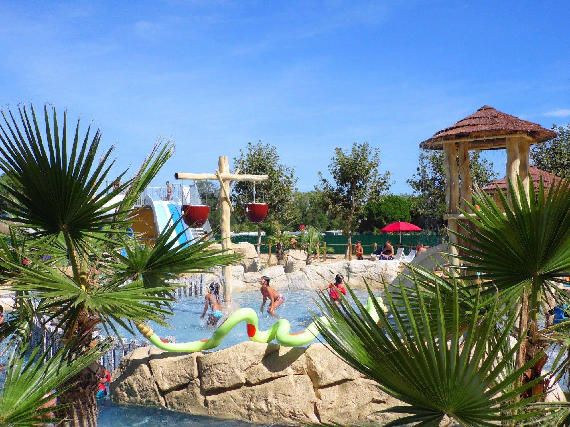 Camping Le Sainte Marie Kültér fotó